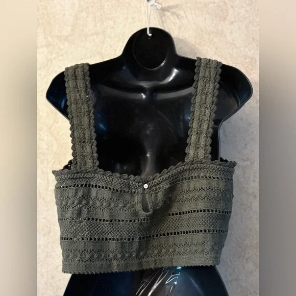 Aerie Textured Lace Tank Top(Pit to pit 17” Length 16”) - Picture 3 of 4